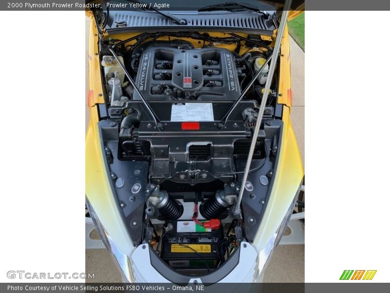 Prowler Yellow / Agate 2000 Plymouth Prowler Roadster