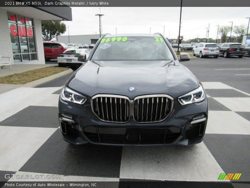 Dark Graphite Metallic / Ivory White 2021 BMW X5 M50i