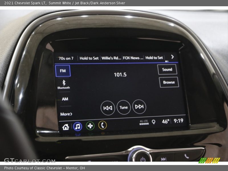 Summit White / Jet Black/Dark Anderson Silver 2021 Chevrolet Spark LT