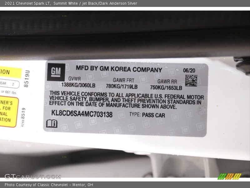 Summit White / Jet Black/Dark Anderson Silver 2021 Chevrolet Spark LT