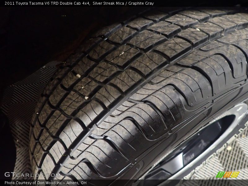 Silver Streak Mica / Graphite Gray 2011 Toyota Tacoma V6 TRD Double Cab 4x4