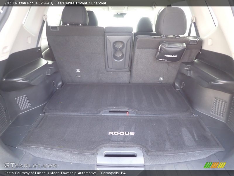 Pearl White Tricoat / Charcoal 2020 Nissan Rogue SV AWD