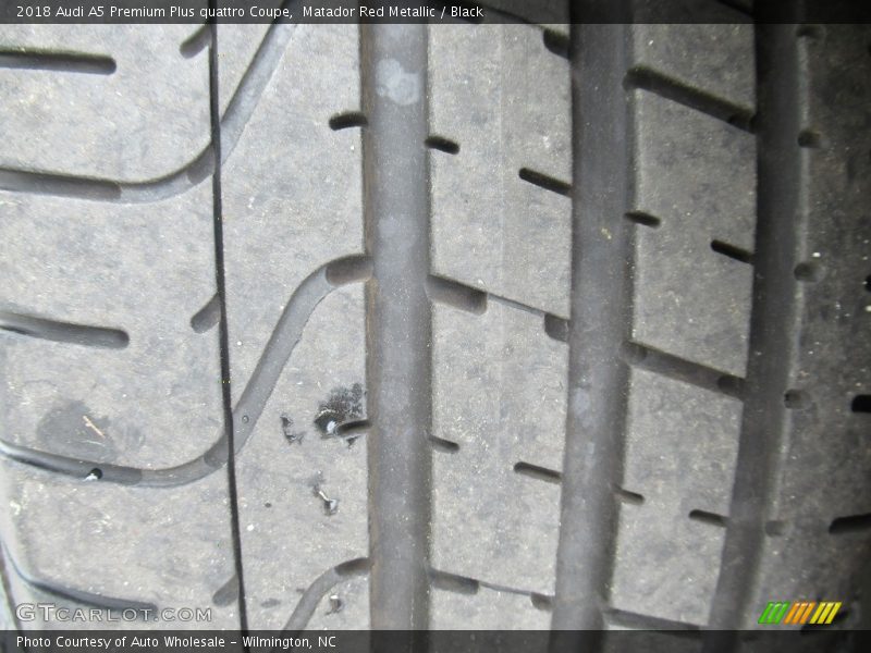 Matador Red Metallic / Black 2018 Audi A5 Premium Plus quattro Coupe