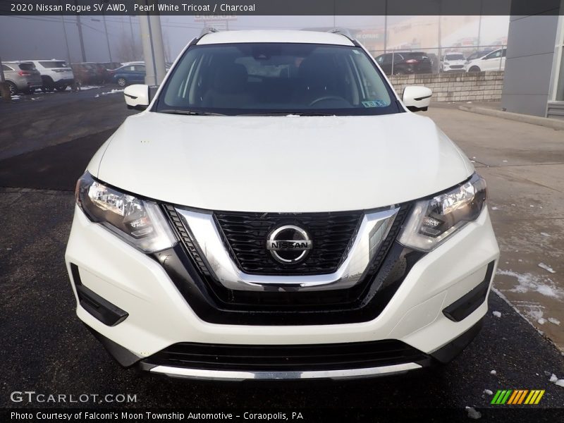 Pearl White Tricoat / Charcoal 2020 Nissan Rogue SV AWD