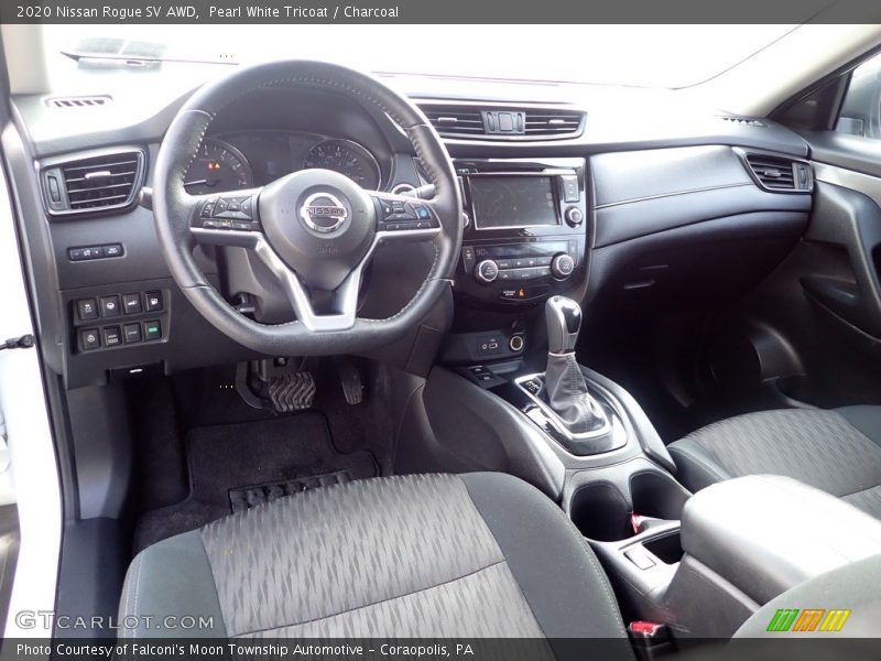 Pearl White Tricoat / Charcoal 2020 Nissan Rogue SV AWD