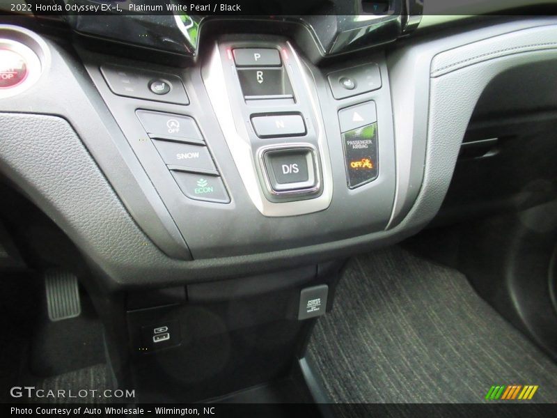 Platinum White Pearl / Black 2022 Honda Odyssey EX-L