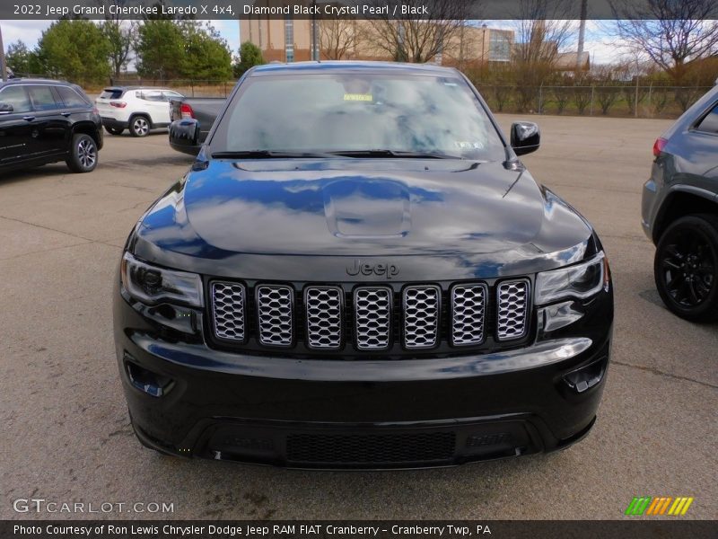 Diamond Black Crystal Pearl / Black 2022 Jeep Grand Cherokee Laredo X 4x4