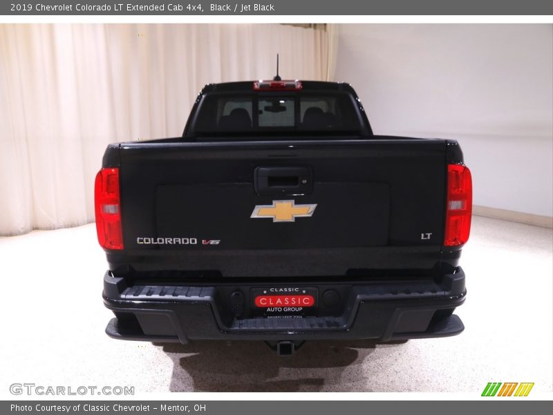Black / Jet Black 2019 Chevrolet Colorado LT Extended Cab 4x4