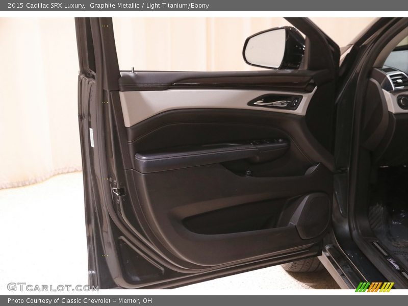 Graphite Metallic / Light Titanium/Ebony 2015 Cadillac SRX Luxury