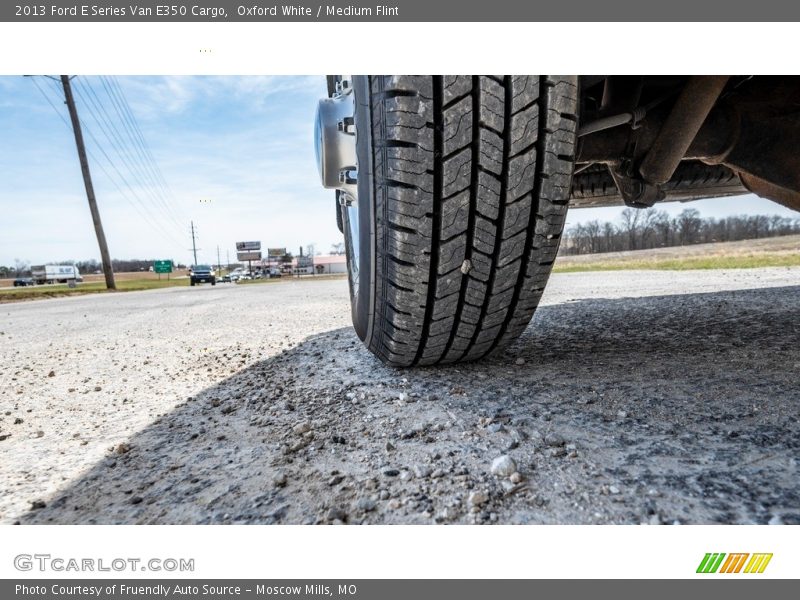 Oxford White / Medium Flint 2013 Ford E Series Van E350 Cargo