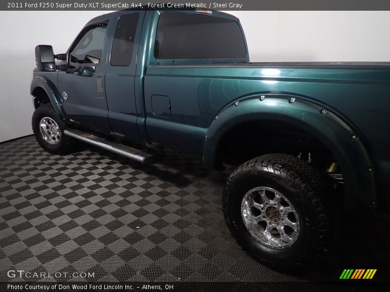 Forest Green Metallic / Steel Gray 2011 Ford F250 Super Duty XLT SuperCab 4x4