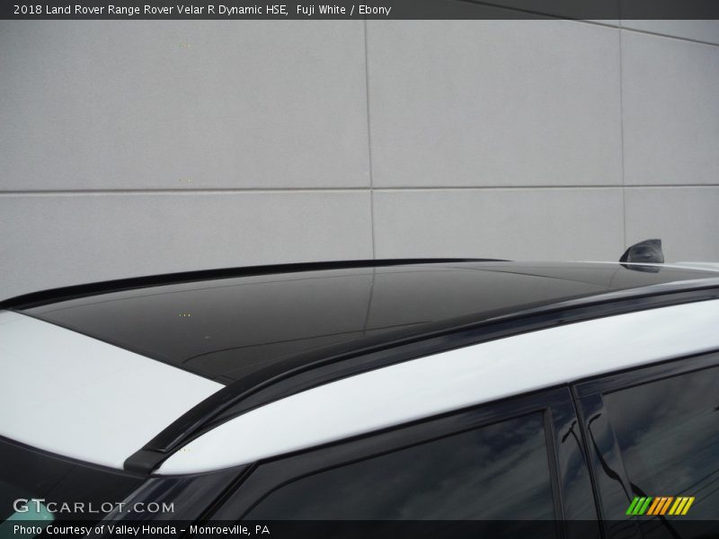 Fuji White / Ebony 2018 Land Rover Range Rover Velar R Dynamic HSE