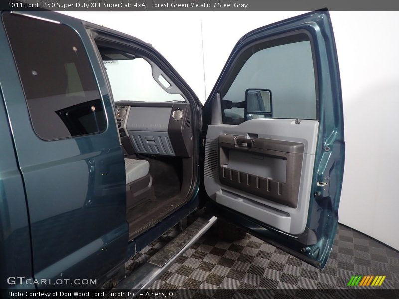 Forest Green Metallic / Steel Gray 2011 Ford F250 Super Duty XLT SuperCab 4x4