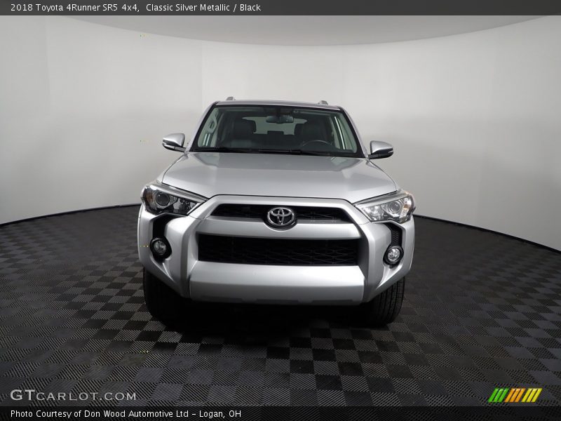Classic Silver Metallic / Black 2018 Toyota 4Runner SR5 4x4