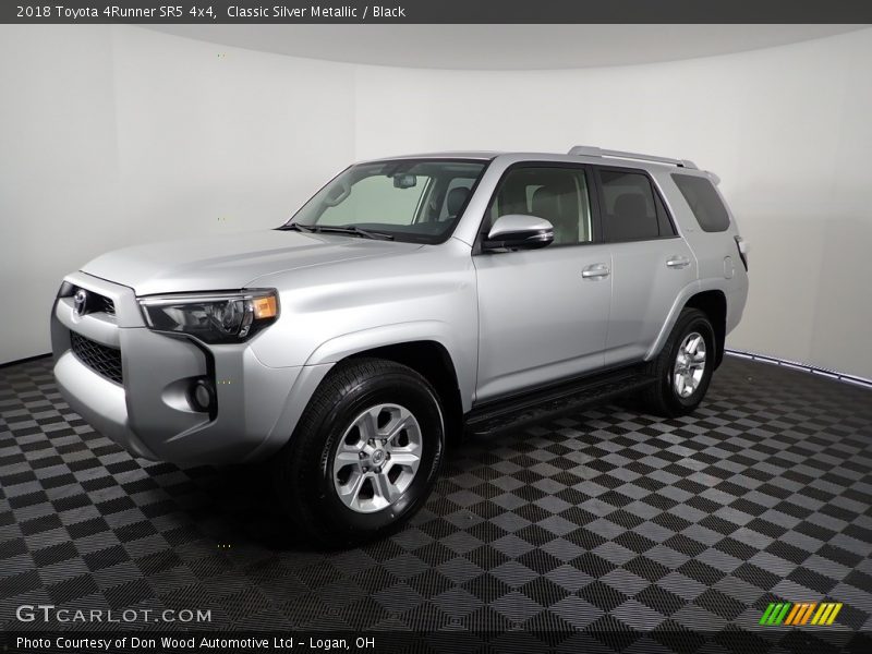 Classic Silver Metallic / Black 2018 Toyota 4Runner SR5 4x4