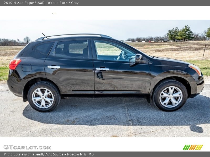 Wicked Black / Gray 2010 Nissan Rogue S AWD