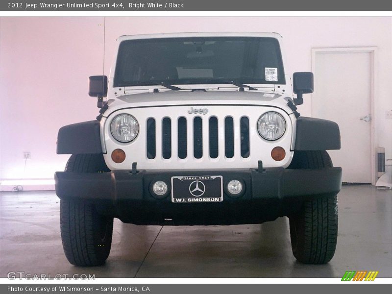 Bright White / Black 2012 Jeep Wrangler Unlimited Sport 4x4