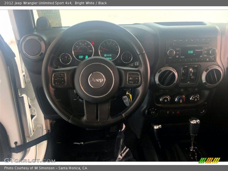 Bright White / Black 2012 Jeep Wrangler Unlimited Sport 4x4