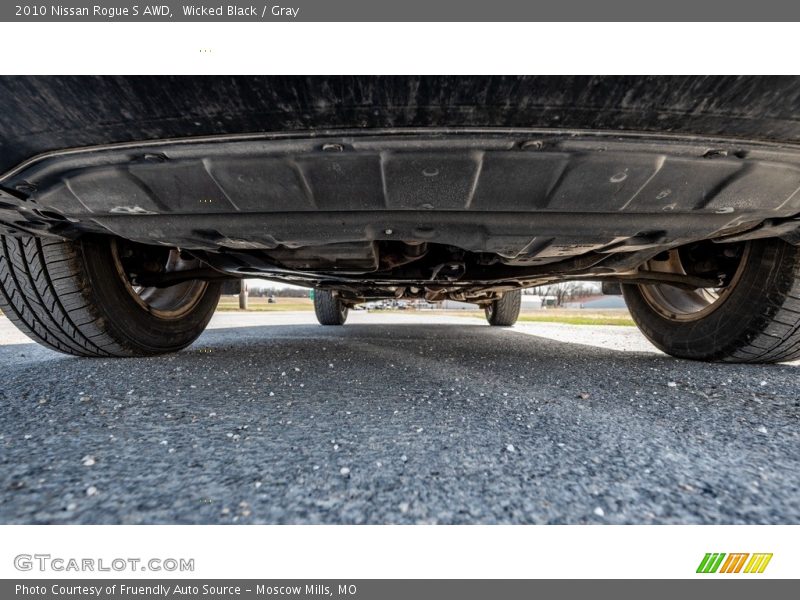 Wicked Black / Gray 2010 Nissan Rogue S AWD