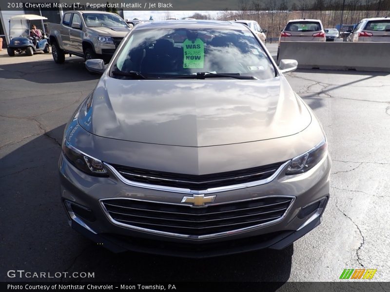 Pepperdust Metallic / Jet Black 2018 Chevrolet Malibu LT
