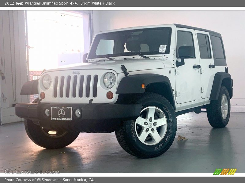 Bright White / Black 2012 Jeep Wrangler Unlimited Sport 4x4