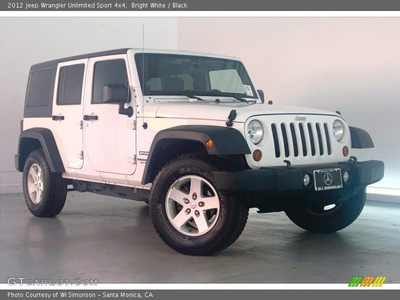 Bright White / Black 2012 Jeep Wrangler Unlimited Sport 4x4