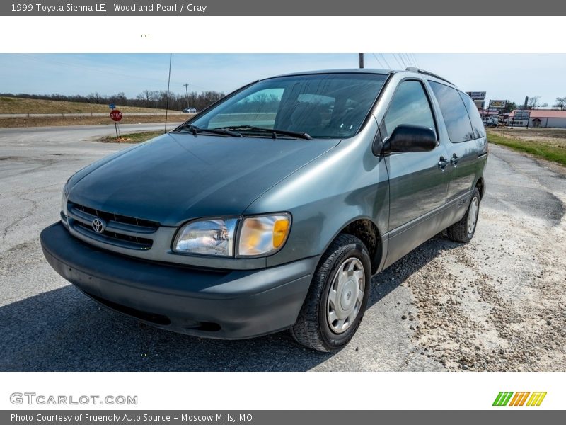 Woodland Pearl / Gray 1999 Toyota Sienna LE