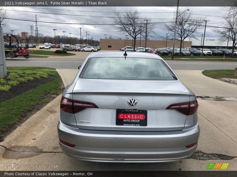 Pyrite Silver Metallic / Titan Black 2021 Volkswagen Jetta S