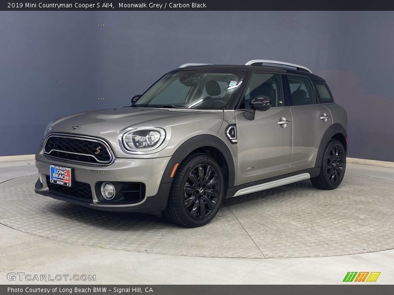 Moonwalk Grey / Carbon Black 2019 Mini Countryman Cooper S All4