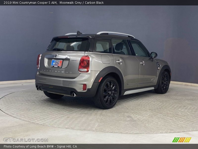 Moonwalk Grey / Carbon Black 2019 Mini Countryman Cooper S All4