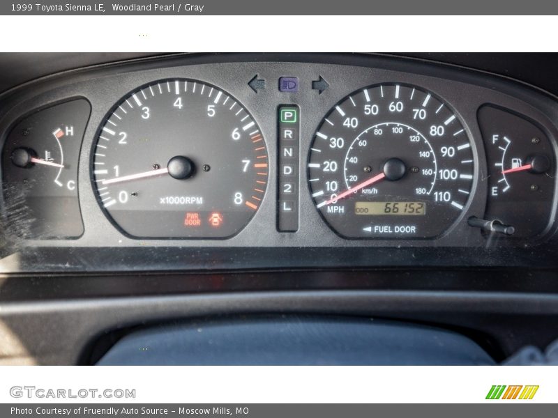 Woodland Pearl / Gray 1999 Toyota Sienna LE