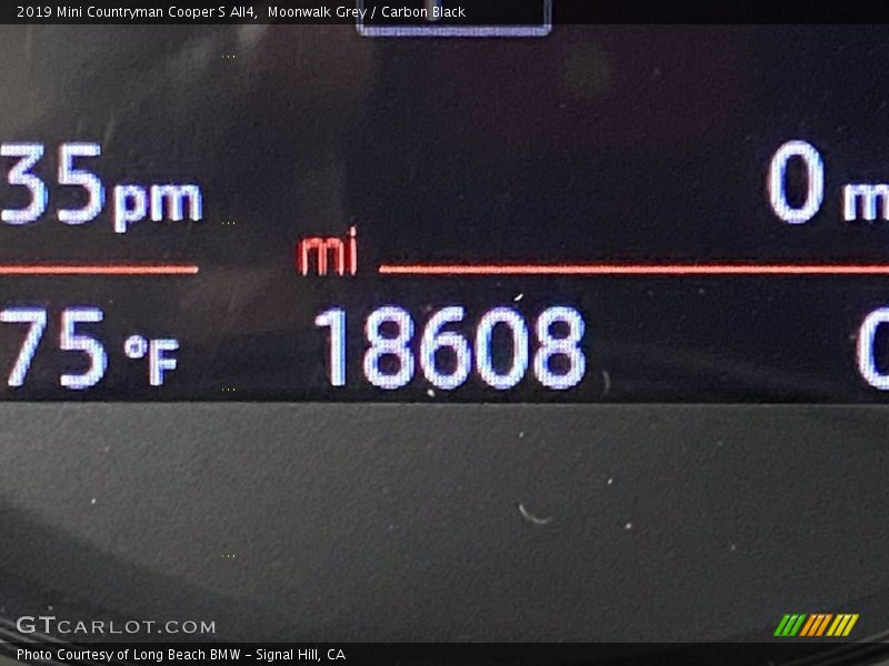Moonwalk Grey / Carbon Black 2019 Mini Countryman Cooper S All4
