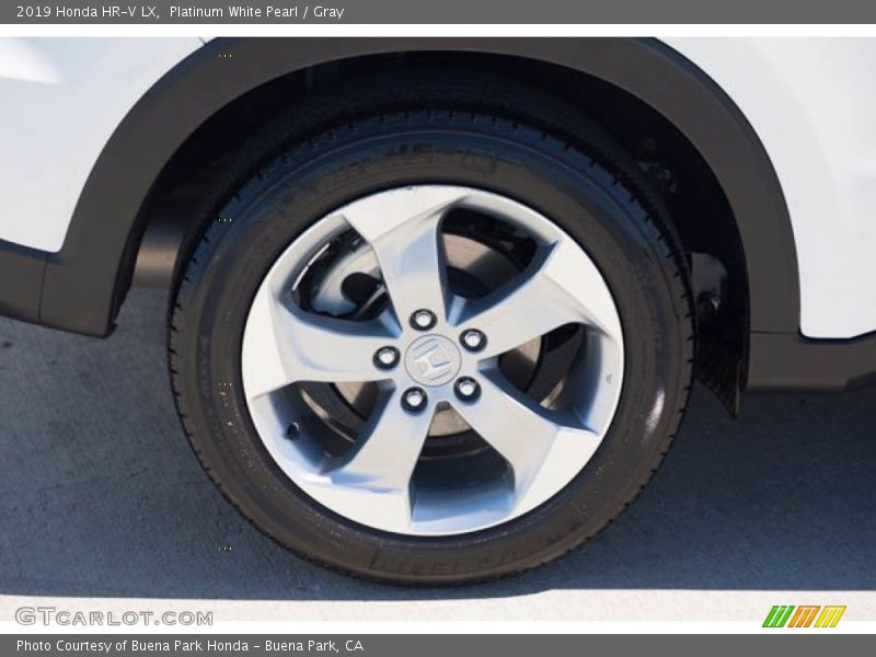 Platinum White Pearl / Gray 2019 Honda HR-V LX