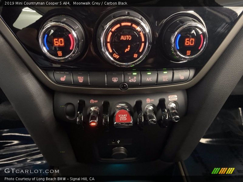 Moonwalk Grey / Carbon Black 2019 Mini Countryman Cooper S All4