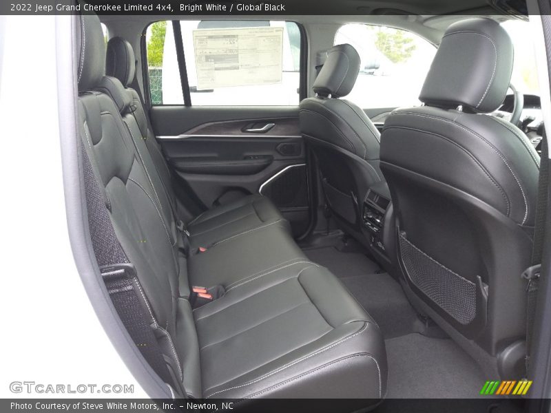 Bright White / Global Black 2022 Jeep Grand Cherokee Limited 4x4