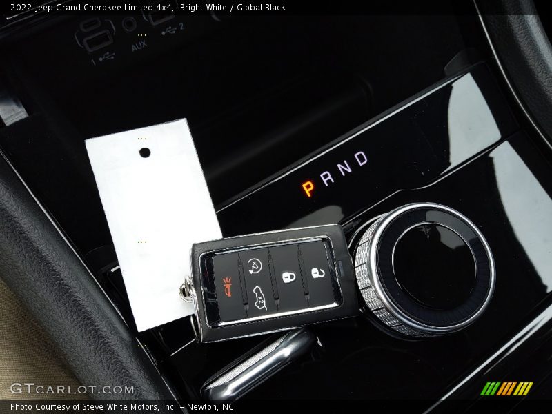  2022 Grand Cherokee Limited 4x4 8 Speed Automatic Shifter