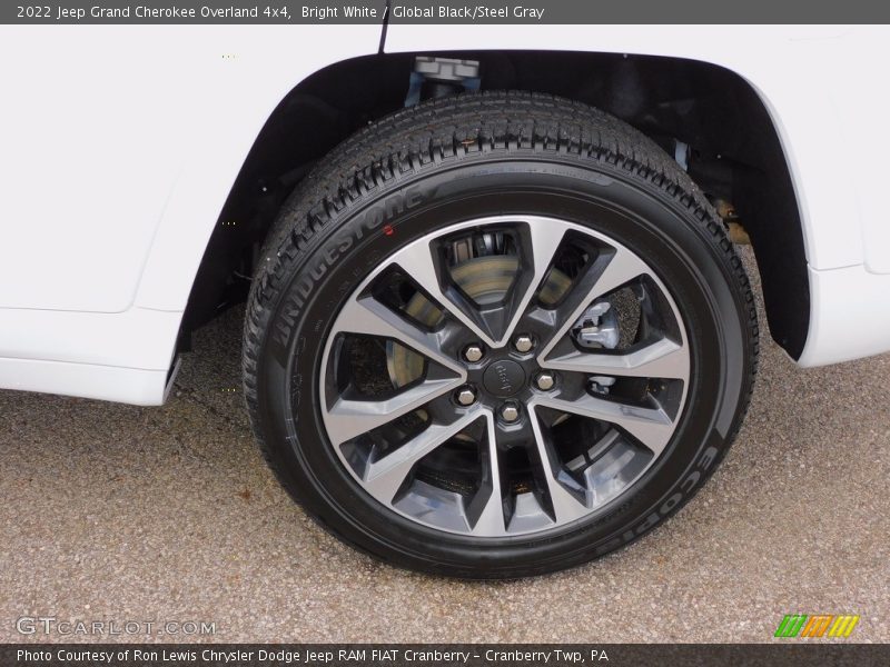 Bright White / Global Black/Steel Gray 2022 Jeep Grand Cherokee Overland 4x4
