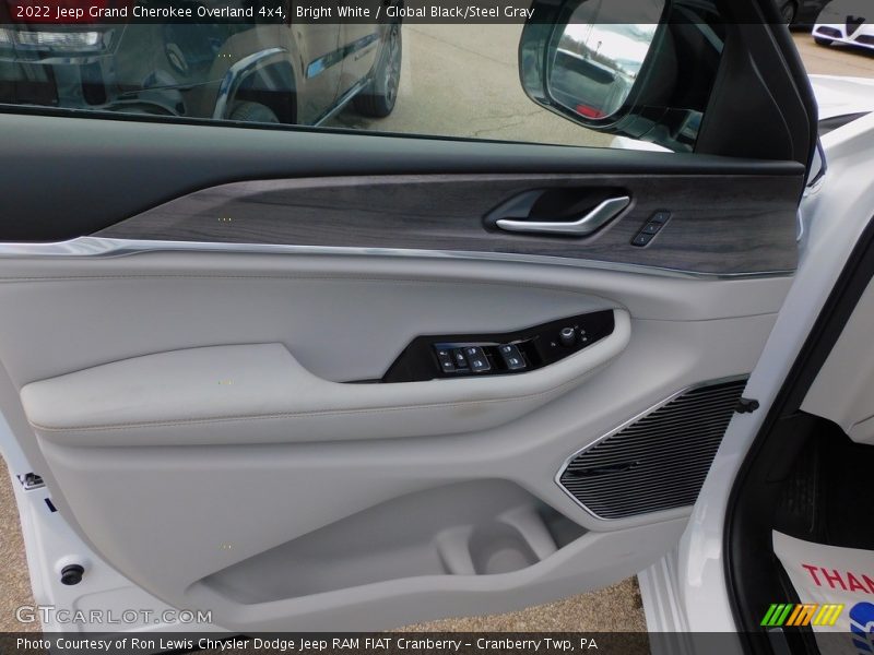 Bright White / Global Black/Steel Gray 2022 Jeep Grand Cherokee Overland 4x4