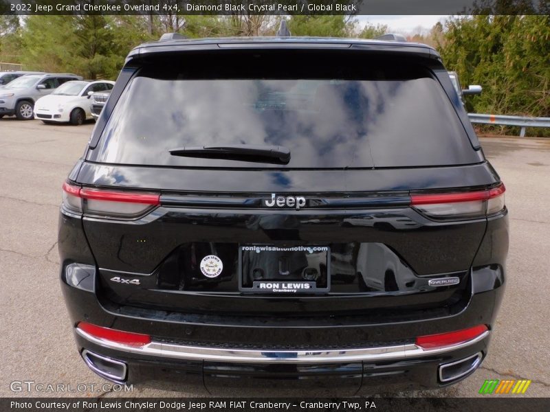 Diamond Black Crystal Pearl / Global Black 2022 Jeep Grand Cherokee Overland 4x4