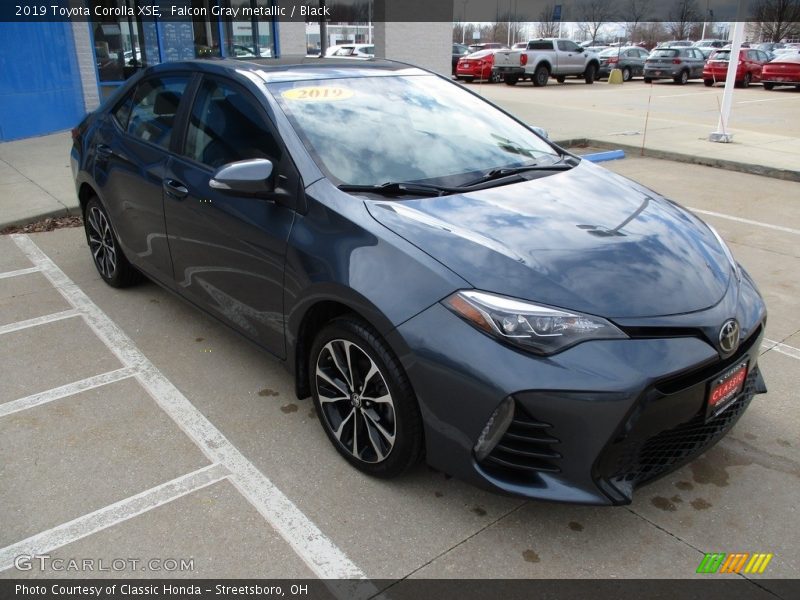 Falcon Gray metallic / Black 2019 Toyota Corolla XSE