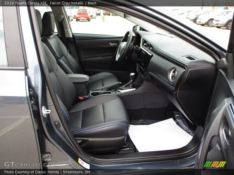 Falcon Gray metallic / Black 2019 Toyota Corolla XSE