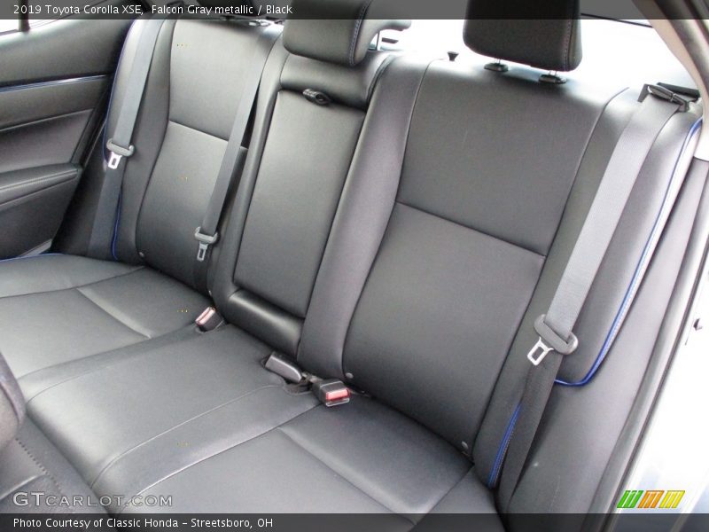Falcon Gray metallic / Black 2019 Toyota Corolla XSE