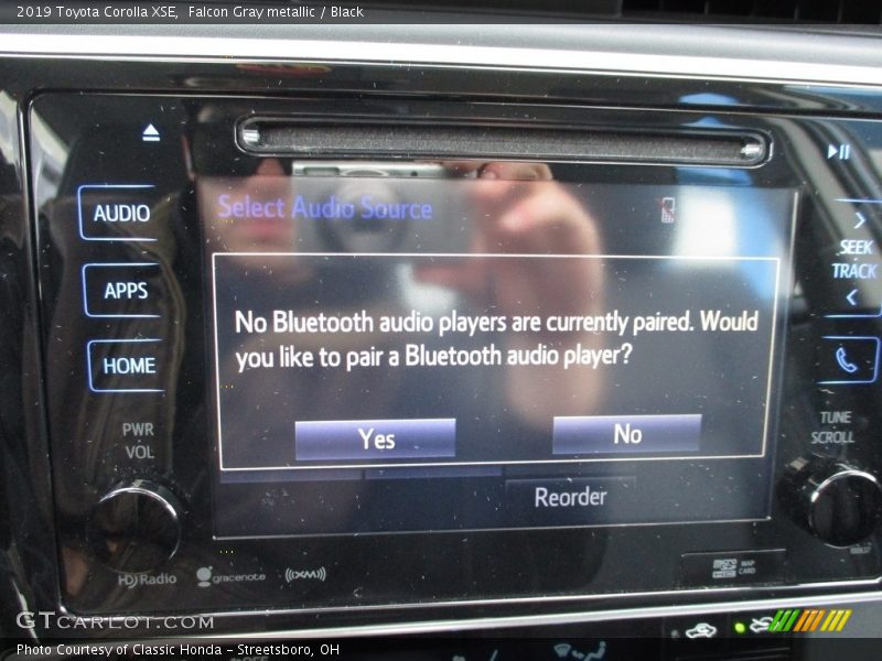 Falcon Gray metallic / Black 2019 Toyota Corolla XSE