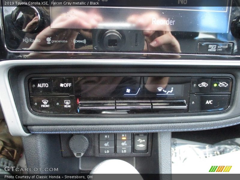 Falcon Gray metallic / Black 2019 Toyota Corolla XSE