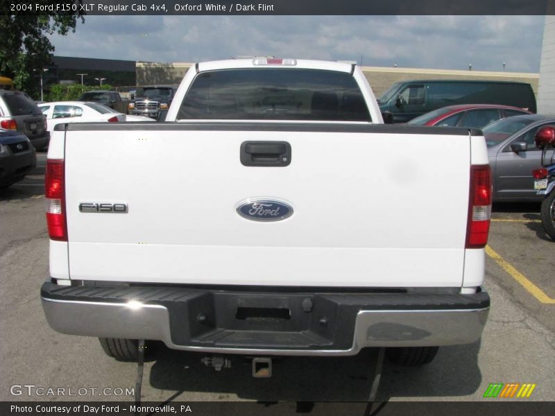 Oxford White / Dark Flint 2004 Ford F150 XLT Regular Cab 4x4