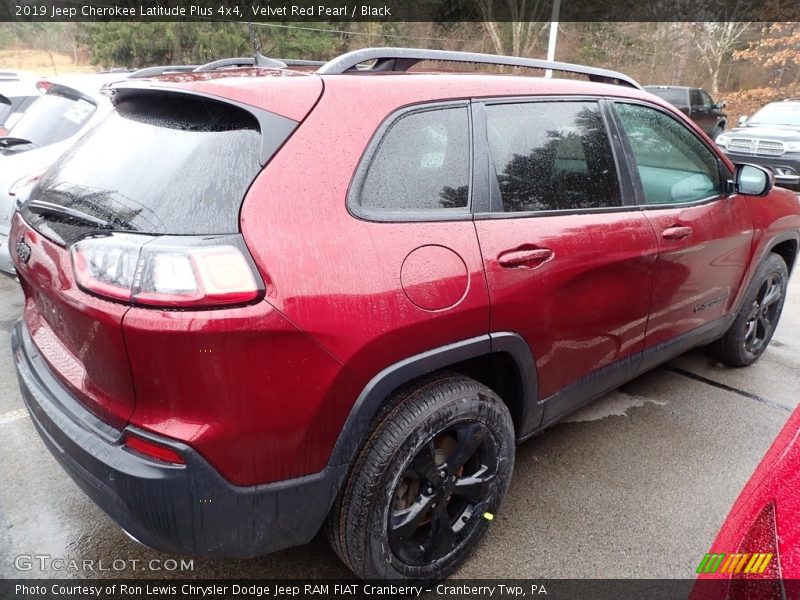 Velvet Red Pearl / Black 2019 Jeep Cherokee Latitude Plus 4x4
