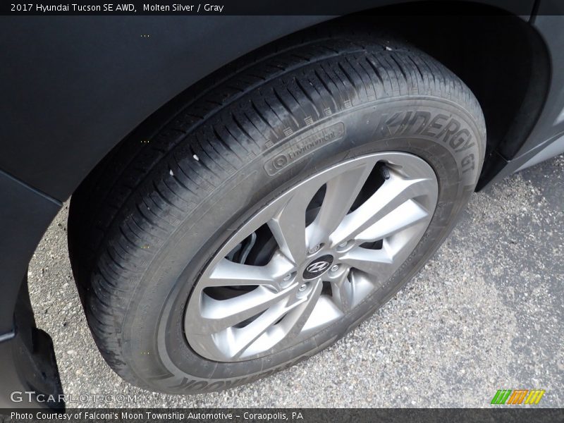 Molten Silver / Gray 2017 Hyundai Tucson SE AWD