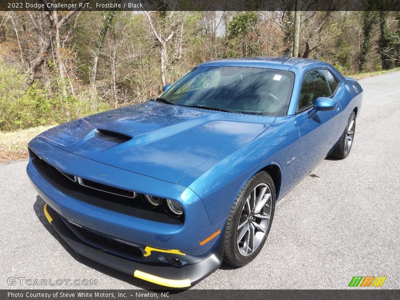 Frostbite / Black 2022 Dodge Challenger R/T