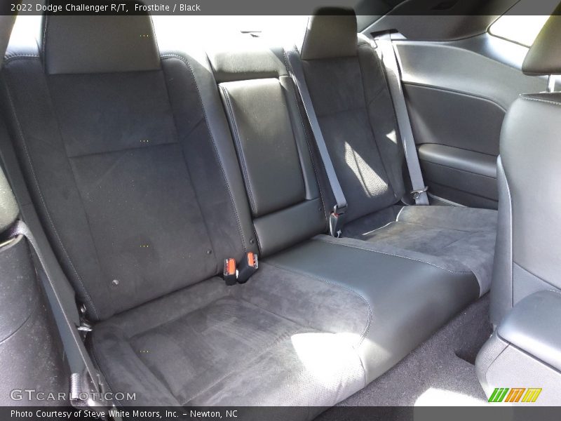 Frostbite / Black 2022 Dodge Challenger R/T