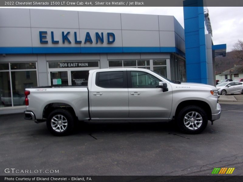 Silver Ice Metallic / Jet Black 2022 Chevrolet Silverado 1500 LT Crew Cab 4x4
